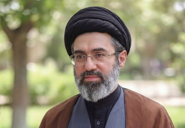 پیام رهبر انقلاب به مناسبت روز کارگر و روز معلم
